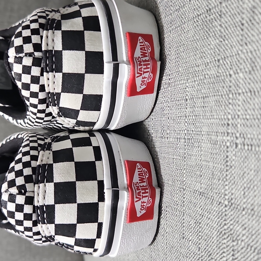 Vans Black and White Checkerboard Shoes NWOT. CLEARANCE PRICE FIRM - Picture 3 of 5
